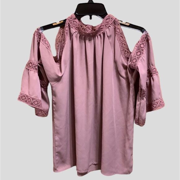 Charlotte Russe | Mauve Pink Cold Shoulder Lace trim Feminine Blouse Top Shirt - Picture 2 of 12
